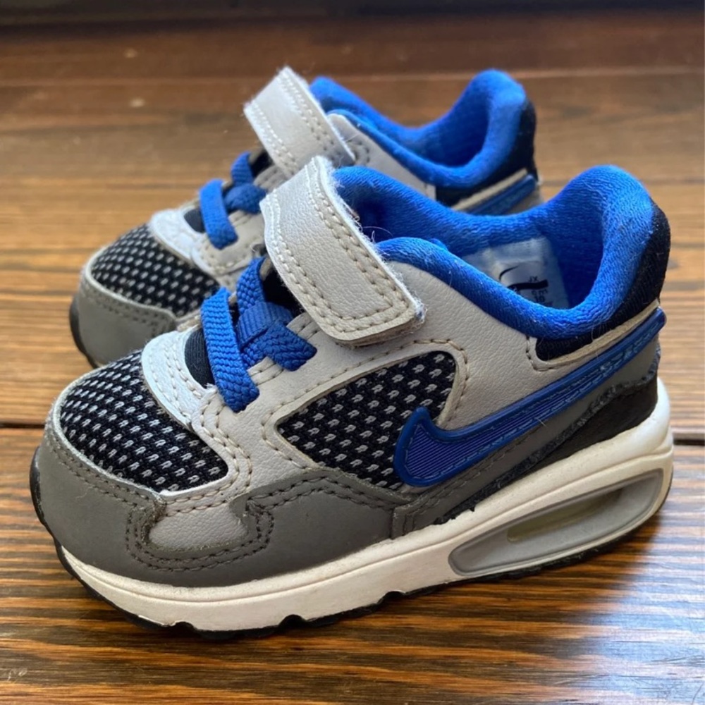 Baby Boy Nike Air Max, Size 4